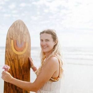 Meet your Posher, Liz